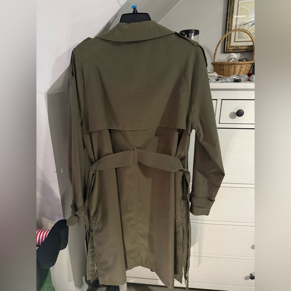 DKNY Green Double-Breasted Trench Coat with leopard lining NWT - Picture 3 of 7